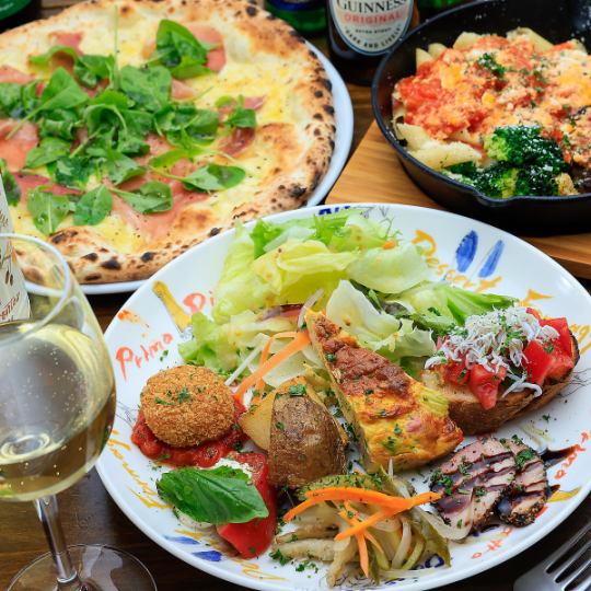 [2 hours all-you-can-drink included] 10-course meal including popular appetizers, oven-baked pizza, meat, and pasta ◆ 5,000 yen (tax included)