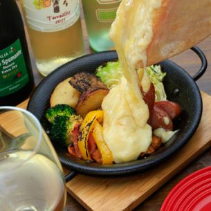 [Raclette] Raclette cheese with sausage and vegetables, R size *Table finish