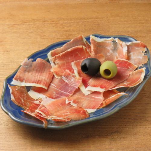 Additive-free dry-cured ham from Ojima, Sakado City