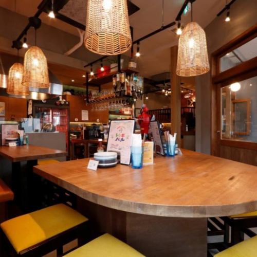 【所沢の女子会に是非】一風変わったタコス＆タパス充実の居酒屋バル《トンボバル》

Hola！

お盆休み最終日なんでしょうか？
熱々な日々いかがお過ごしでしょうか？

毎日たくさんのタコス🌮を召し上がっていただき、
誠に誠にグラシアス！

【肉厚鰻とゴーヤーのタコス】
も絶好調！！

本日も17時よりー

オマチシテマース^ ^

▼アクセス
西武池袋線・西武新宿線
所沢駅西口 徒歩4分

▼営業時間/定休日
17:00-00:00
(L.O. 料理22:30 ドリンク23:00)

定休日：なし
 

#所沢グルメ
#所沢女子会
#所沢居酒屋
#埼玉グルメ
#所沢ディナー 
#トンボバル
#西武線グルメ