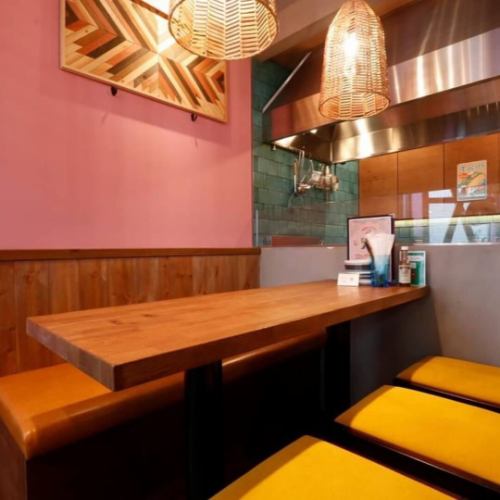【所沢の女子会に是非】一風変わったタコス＆タパス充実の居酒屋バル《トンボバル》

Hola！

お盆休み最終日なんでしょうか？
熱々な日々いかがお過ごしでしょうか？

毎日たくさんのタコス🌮を召し上がっていただき、
誠に誠にグラシアス！

【肉厚鰻とゴーヤーのタコス】
も絶好調！！

本日も17時よりー

オマチシテマース^ ^

▼アクセス
西武池袋線・西武新宿線
所沢駅西口 徒歩4分

▼営業時間/定休日
17:00-00:00
(L.O. 料理22:30 ドリンク23:00)

定休日：なし
 

#所沢グルメ
#所沢女子会
#所沢居酒屋
#埼玉グルメ
#所沢ディナー 
#トンボバル
#西武線グルメ