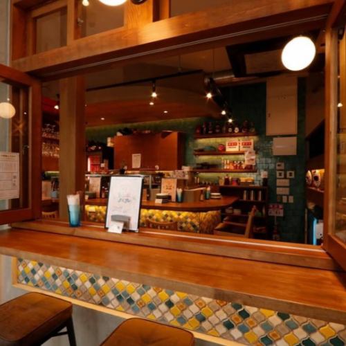 所沢でデートや女子会なら！｜落ち着いた雰囲気で料理を楽しむなら是非当店へ《トンボバル》

Hola！

2025年9月がスタート。
皆様灼熱の2025年夏は満喫しましたでしょうか？

残暑も厳しーなんて言われておりますが、

タコス🌮にかぶりついて、
ビールをグビリで、

色々回復できる、、、、はず^ ^

さあ、本日も
17時よりー！

オマチシテマース^ ^

▼アクセス
西武池袋線・西武新宿線
所沢駅西口 徒歩4分

▼営業時間/定休日
17:00-00:00
(L.O. 料理22:30 ドリンク23:00)

定休日：なし
 

#所沢グルメ
#所沢女子会
#所沢居酒屋
#埼玉グルメ
#所沢ディナー 
#トンボバル
#西武線グルメ