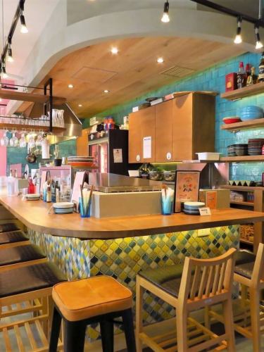 4 minutes from the west exit of Tokorozawa Station | Boasting craft tacos packed with vegetables! A cheerful izakaya with a relaxed atmosphere "Tonbo Bar"

Hola!

The first spring wind also came,
Spring is finally here☘️

Tombobal's
"Spring tacos🌮"

What do you think?

The season is gradually becoming more pleasant on the terrace.

"It's warm today!"
Please feel free to use it on such days.

Well, today too from 5pm

Thank you for waiting ^ ^

======================

Access
Seibu Ikebukuro Line and Seibu Shinjuku Line
4 minutes walk from the west exit of Tokorozawa Station

▼Business hours/Closed days
17:00-00:00
(Last orders for food 22:30, drinks 23:00)

Closed: None

▽ Introducing our sister stores
・Shin-Tokorozawa Izakaya TOMBO
@izakayatombo
・Tokorozawa Blue Dragonfly
@hikara_tombo

#Tokorozawa Gourmet
#TokorozawaGirlsMeeting
#Tokorozawa Izakaya
#Saitama Gourmet
#TokorozawaDinner
Dragonfly
Seibu Line Gourmet

======================