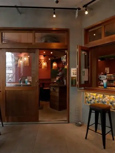 🌵
【在所澤與閨蜜共度夜晚的完美選擇】Tombo Bar:獨特的居酒屋酒吧,提供各種美味的墨西哥捲餅和西班牙小吃。
Hola!
十月只剩下大約十天了。
你喜歡秋天嗎?
Tombo Bar 的露台座位目前正處於非常舒適的季節。
請隨意使用。
今天,在露台上,
我推薦它。
今天我們也將於下午5點開始。
我在等你^^
點擊此處查看其他帖子
→ @tombo.bar
======================
▼訪問
西武池袋線、西武新宿線
從所澤站西口步行4分鐘即可到達
▼營業時間
17:00-00:00
(最後點餐時間:食物 22:30,飲料 23:00)
▼常規休息日:無
▽姐妹店介紹
・新所澤居酒屋TOMBO
@izakayatombo
所澤高領蜻蜓
@hikara_tombo
======================
#所澤美食
#所澤女孩之夜
#所澤居酒屋
#埼玉美食
#所澤晚餐
我負責管理員工。