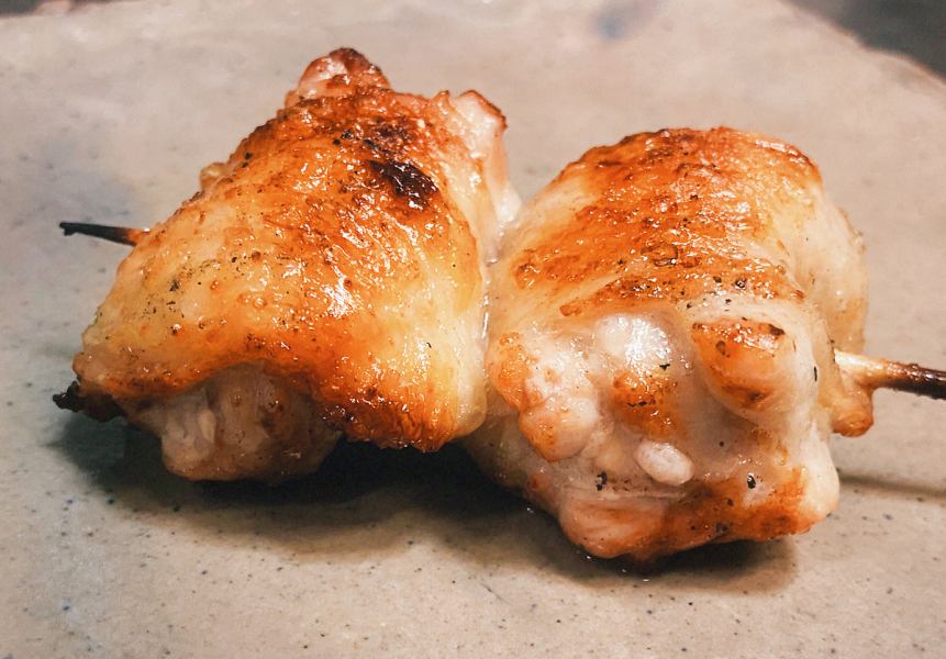 国産ブランド鶏を使用した本格炭火焼き鳥！