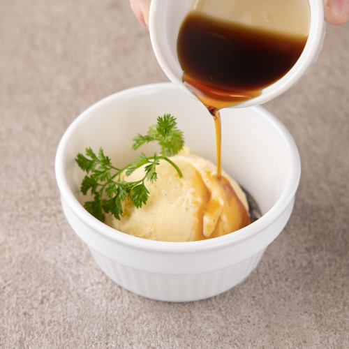 Maple almond vanilla ice cream
