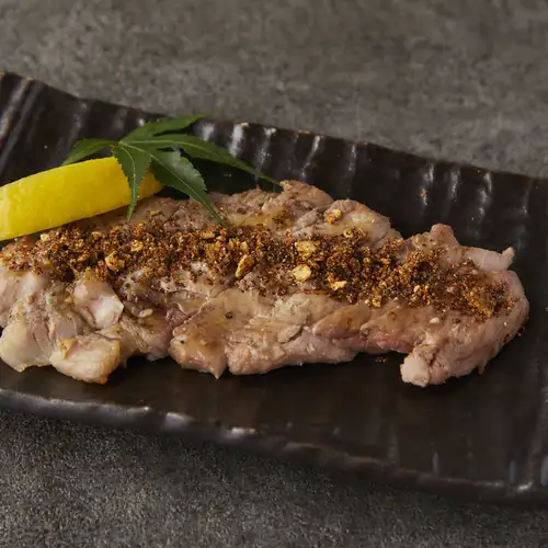 留寿都豚の藁焼き