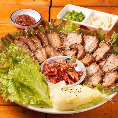 You can fully enjoy delicious meat! Pork dish "Posam"