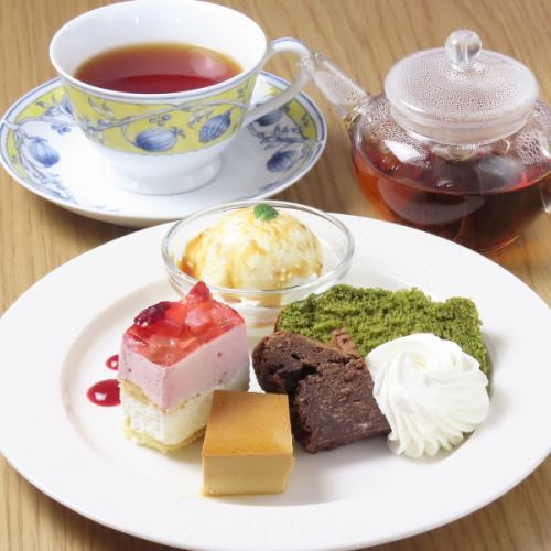 【◇パティシエ特製◇】一期一会の味に出会える、種類豊富なスイーツ