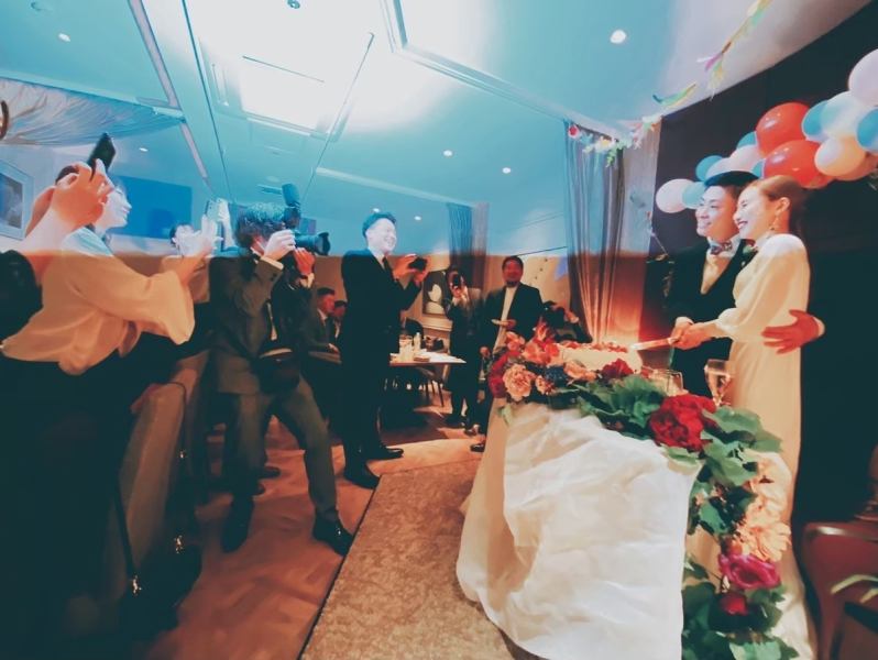 【最幸の結婚式二次会をお約束！】沢山のカップルのお手伝いをさせていただいております。ご相談お問い合わせお待ちしてます。★グーステーブル本店最大55名様（40名様～貸切可能）★グーステーブルラウンジ最大34名様（16名様～貸切可能）
