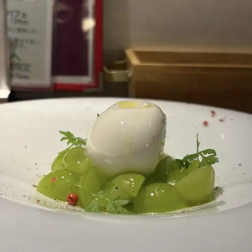 Shine Muscat Burrata Cheese