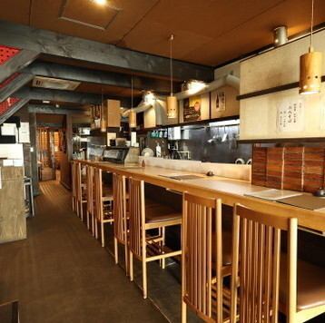 和の情緒漂う落ち着いた空間でディナーを堪能