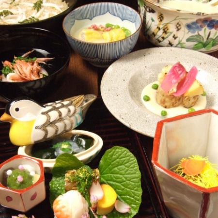 [宴會]含飲料的方案宴會套餐7,000日圓（含稅）~