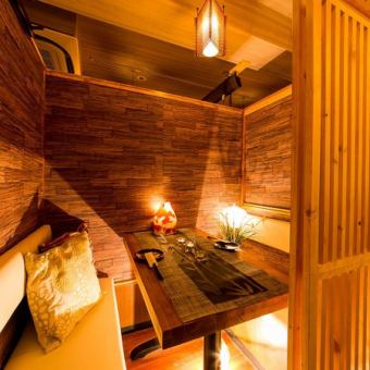 Couple seat private rooms are also available ♪ Private room seats for adults with a calm atmosphere are recommended for dates, entertainment, birthdays etc. in Akabane! Also customers who visited the store on important days such as birthdays There is also a free whole cake service with a message ♪