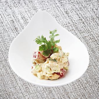 鮪とアボカドの山葵マヨネーズ和え