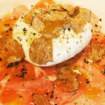 南イタリア名産のプラーダチーズ　パルマ産生ハム