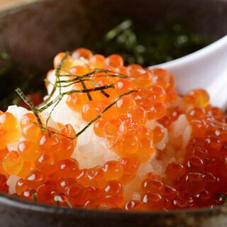 ◆◆自家製いくら丼◆◆絶妙な醤油加減がたまらない自家製いくら丼！