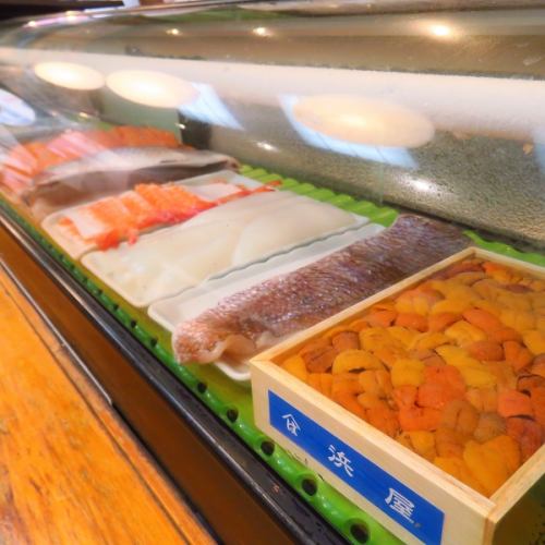 毎朝仕入れる新鮮なネタ