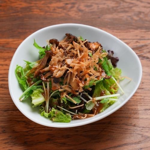 揚げきのこと水菜の和風サラダ