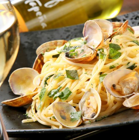 Please feel free to stop by for a quick meal after work.