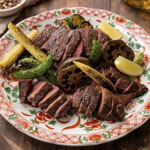 肉料理がおすすめ！