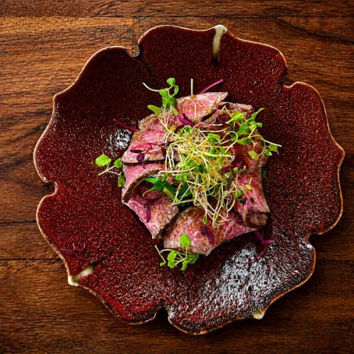 和牛の自家製ローストビーフ