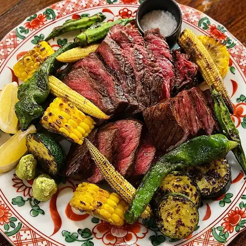【精肉直営店だからこそできる鮮度・価格】