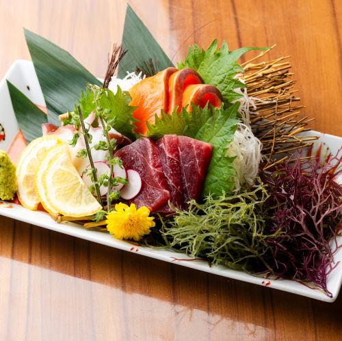 Assortment of 3 kinds of sashimi