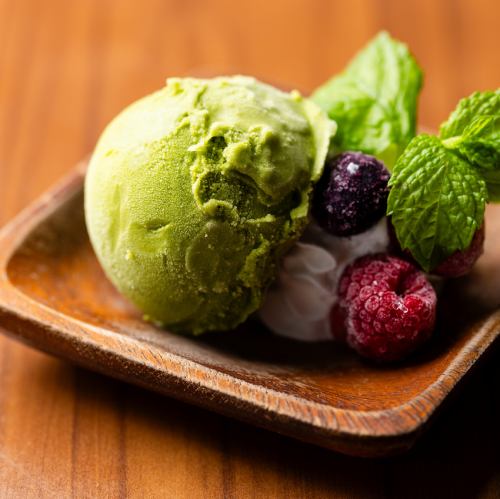 Matcha ice cream