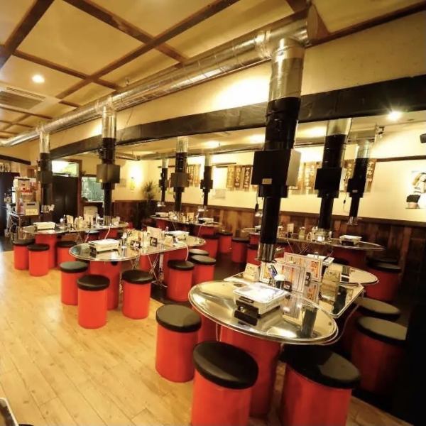 東北随一の繁華街、国分町に佇む隠れた名店＜本場韓国焼肉ハルバン＞。韓国の屋台をイメージした店内は常連様をはじめ各種宴会で連日賑わいます。肉の質にはとことんこだわっている当店だからこそ提供出来る本当に「旨い」韓国料理。おひとり様からご宴会まで、多様なニーズにお応えいたします。ぜひお気軽にご来店下さい♪