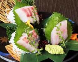 旬の刺身盛合せ　3点盛り