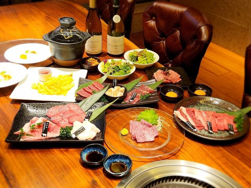 [For New Year's parties] New Year's and Special New Year's Party Courses ■ All-you-can-drink included 6,600 yen and 8,800 yen (tax included)