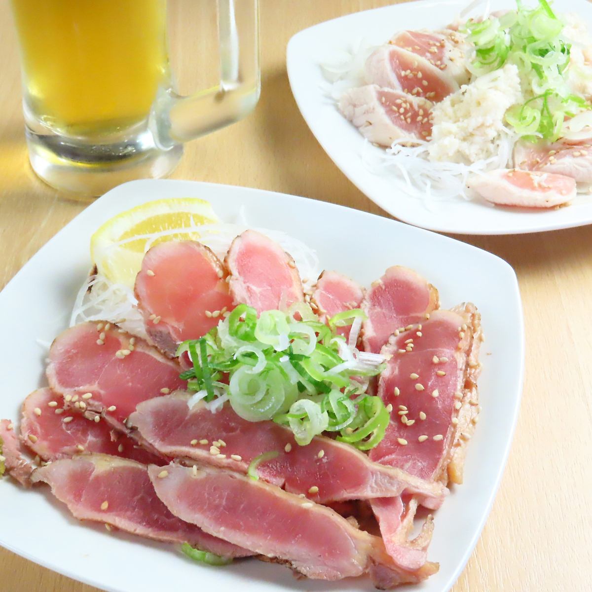 We offer unlimited all-you-can-drink for 2,970 yen. We also have course menus.