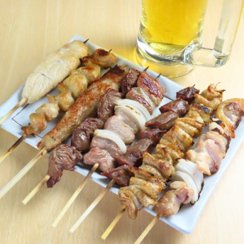 [Three types of luxurious courses♪ Includes 2 hours of all-you-can-drink] Yakitori, fried chicken halves, and chicken meatball hotpot course <From 4,000 yen including tax>