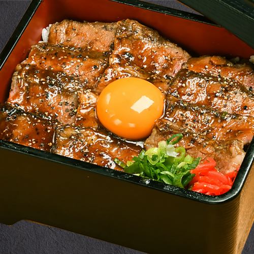 Beef Steak Box [Satsuma red egg topping]