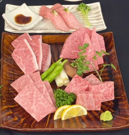 [With meat sushi] Bungo beef yakiniku (grilled meat) course 13,750 yen (tax included)