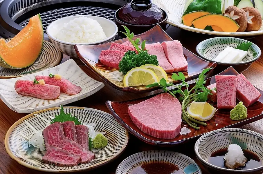 オーナーが自ら厳選した『豊後牛A5等級の焼肉』