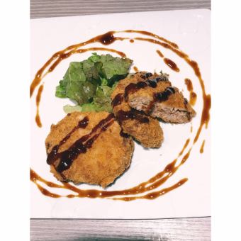 Japanese black beef minced meat cutlet (1 piece)