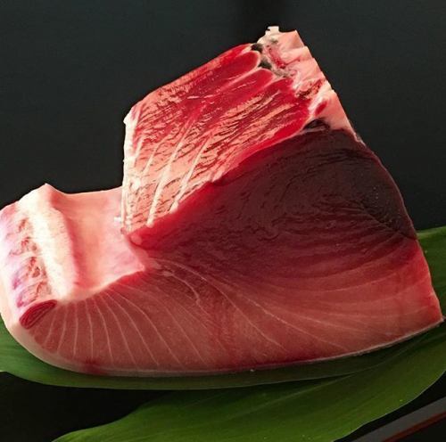 Seared bluefin tuna with grated radish and ponzu sauce