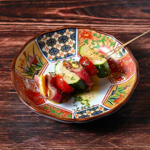 冷静　ズッキーニ、トマト、チーズの鴨生ハム串　１本