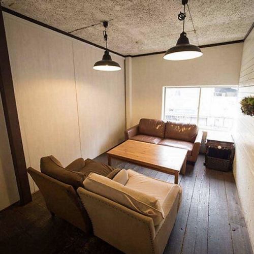 2F/半個室席を2部屋ご用意。