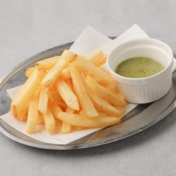 French fries with basil dip