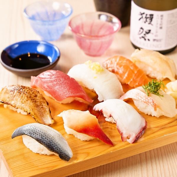 食べ飲み放題コース＋1500円でお寿司も食べ放題♪単品で海鮮、寿司も多数ご用意しております！
