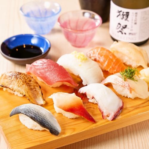 食べ飲み放題コース＋1500円でお寿司も食べ放題♪単品で海鮮、寿司も多数ご用意しております！