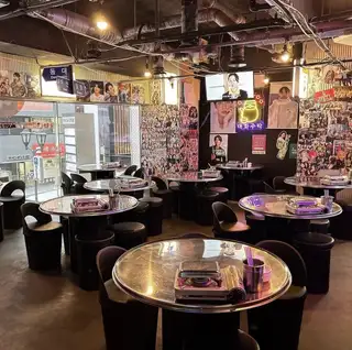 貸切もOK！広々とした店内で楽しい時間をお過ごしください！みんなで韓国料理を食べながら盛り上がろう♪