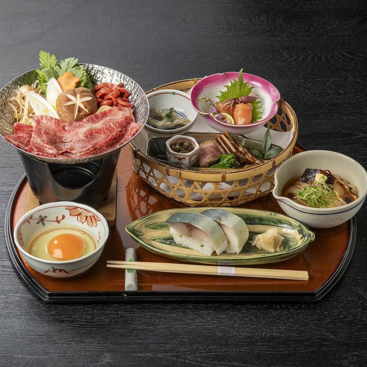 Lunch is a gozen meal, so you can casually enjoy our traditional flavors.
