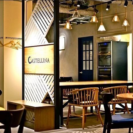 横浜駅西口より徒歩6分とアクセス抜群!待ち合わせにも便利な好立地です。広々とした空間に、席間をゆったり取った丸テーブル席をご用意しており、周りを気にせずリラックスしてお食事をお楽しみいただけます。貸切パーティーや二次会利用にも最適です。ゆとりある上質な空間で、特別な時間をお過ごしください。