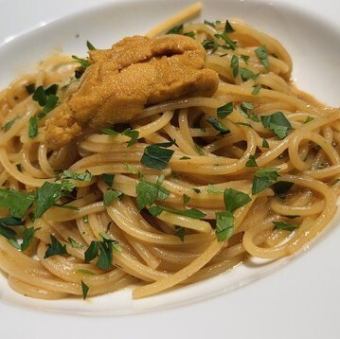 雲丹のトマトクリームソース スパゲティ