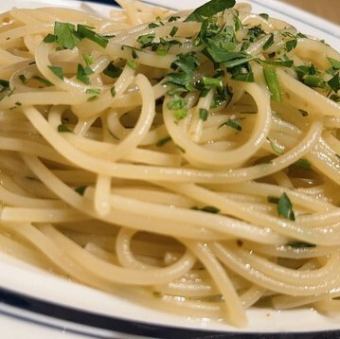 ペペロンチーノ シンプルかつ奥深い大蒜と唐辛子