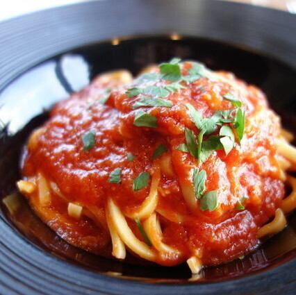 ポモドーロ イタリア産完熟トマトの優しいソース